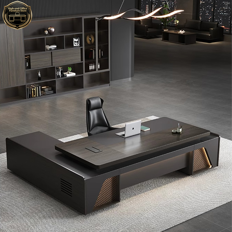 Office Tech Management - Bureau de direction en forme de