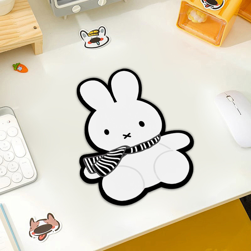 Tapis de souris Miffy Surface  - Home Office Tech Gadgets avis et prix